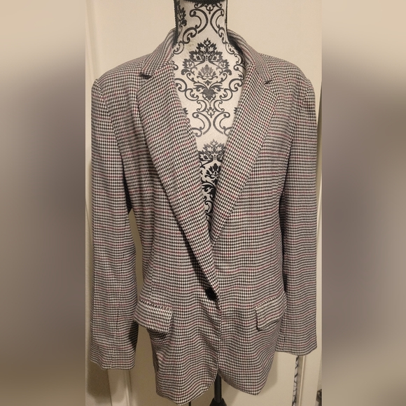 a new day Jackets & Blazers - A NEW‎ DAY Black, White & Burgundy Houndstooth Blazer Jacket Sz 18 Career Office